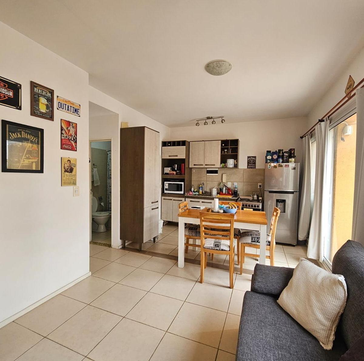 Departamento tres ambientes con cochera ID 5600