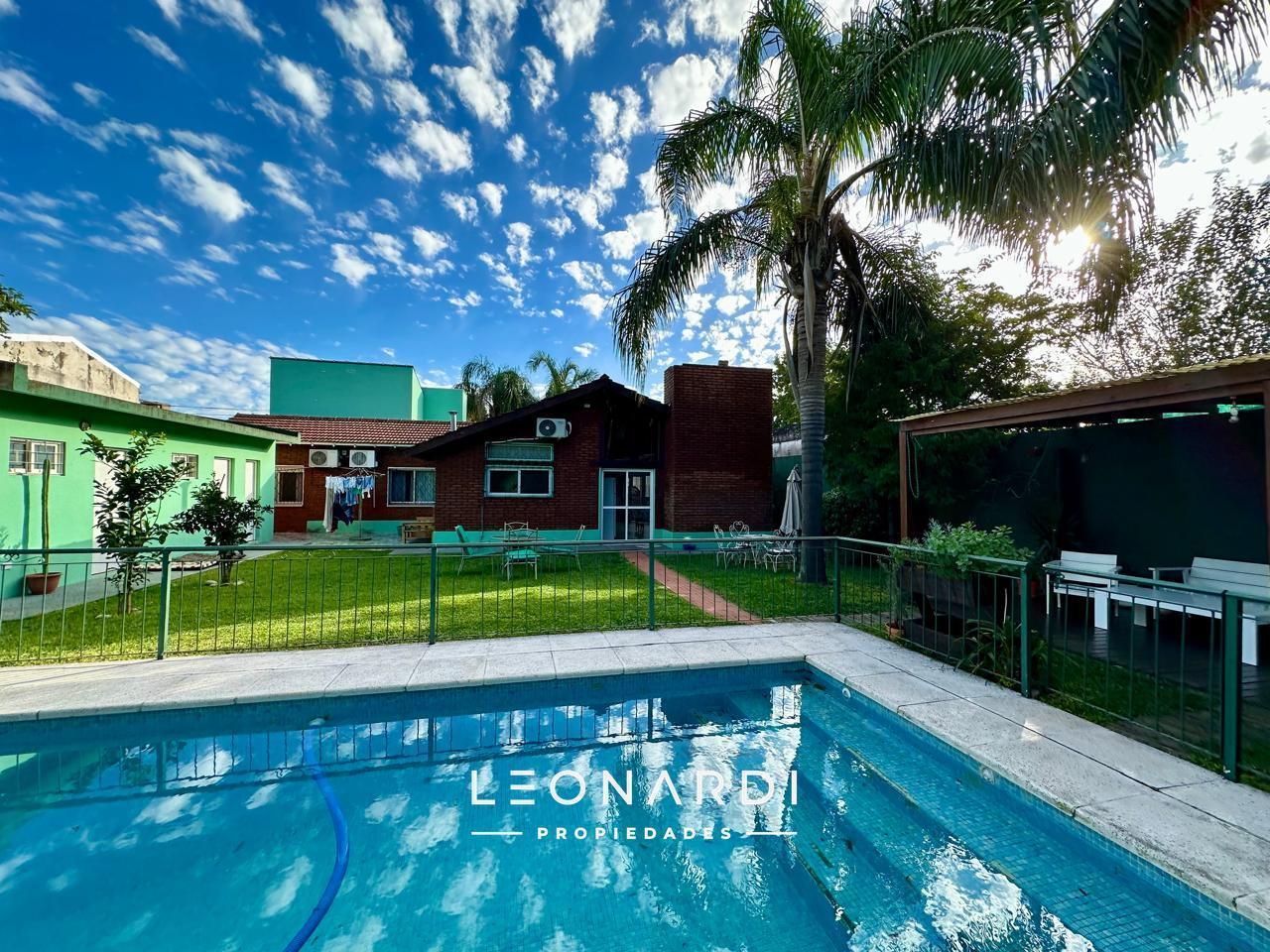 Foto de Casa con pileta en venta en Escobar centro - ID 1026, imagen 1
