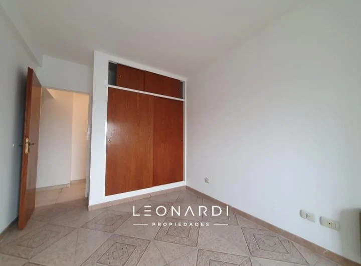 Departamento cuatro ambientes en alquiler 4