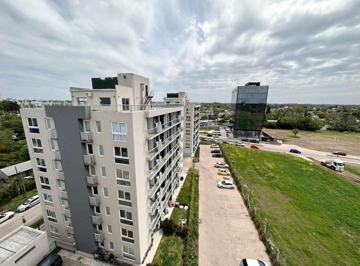 Departamento tres ambientes en alquiler en Distrito Boero 1