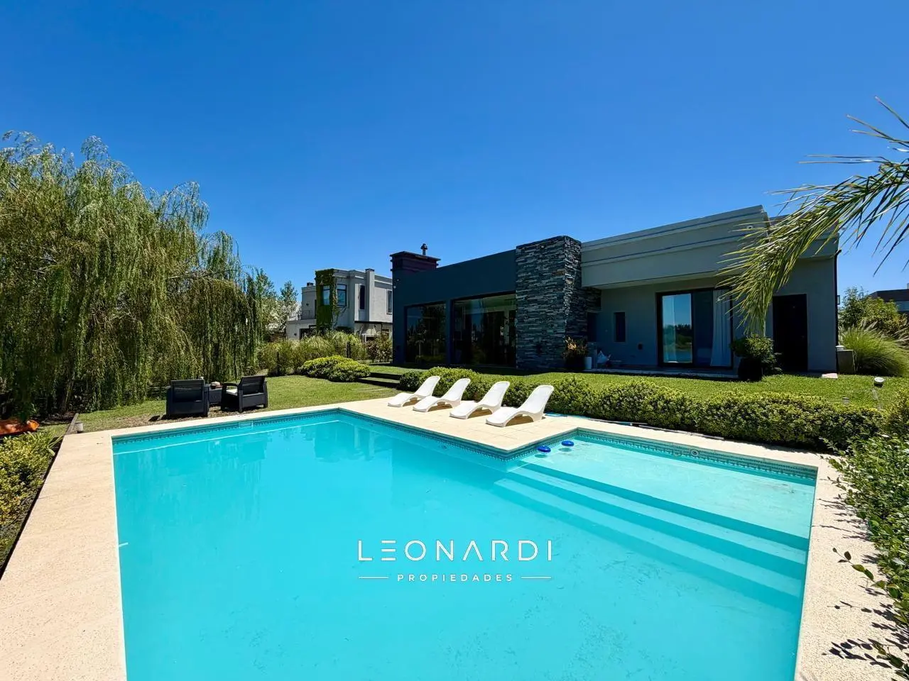 Espectacular casa en venta en El Naudir, a la laguna - ID 5970 2