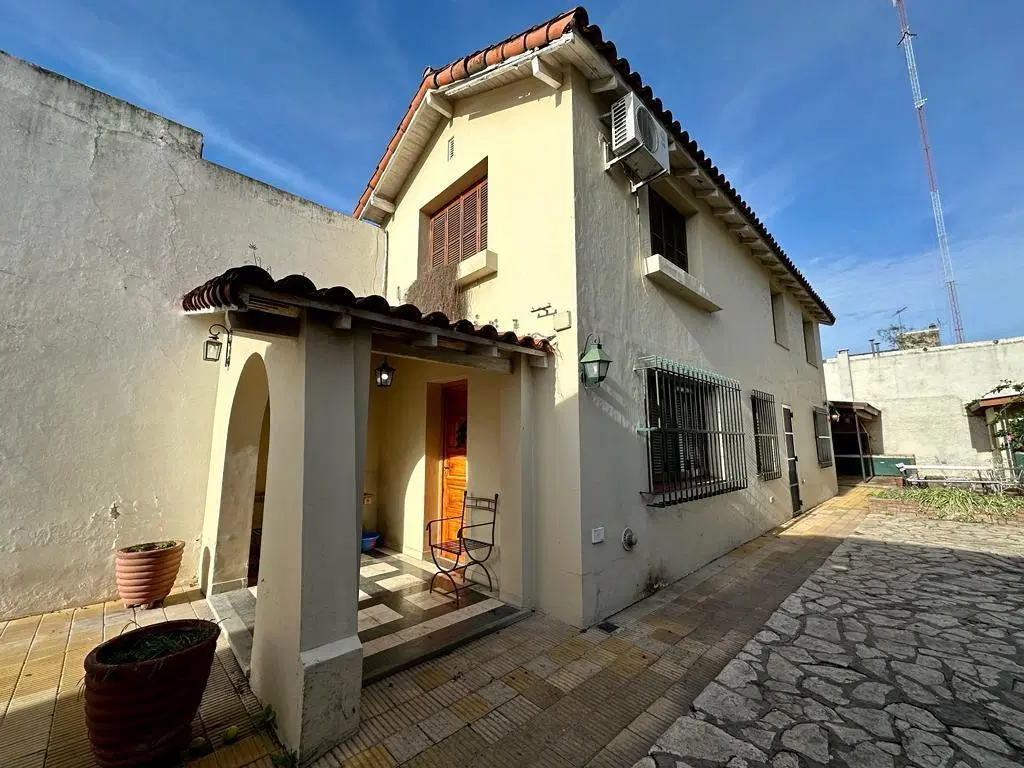 Casa céntrica en alquiler - Escobar - ID 5154 4
