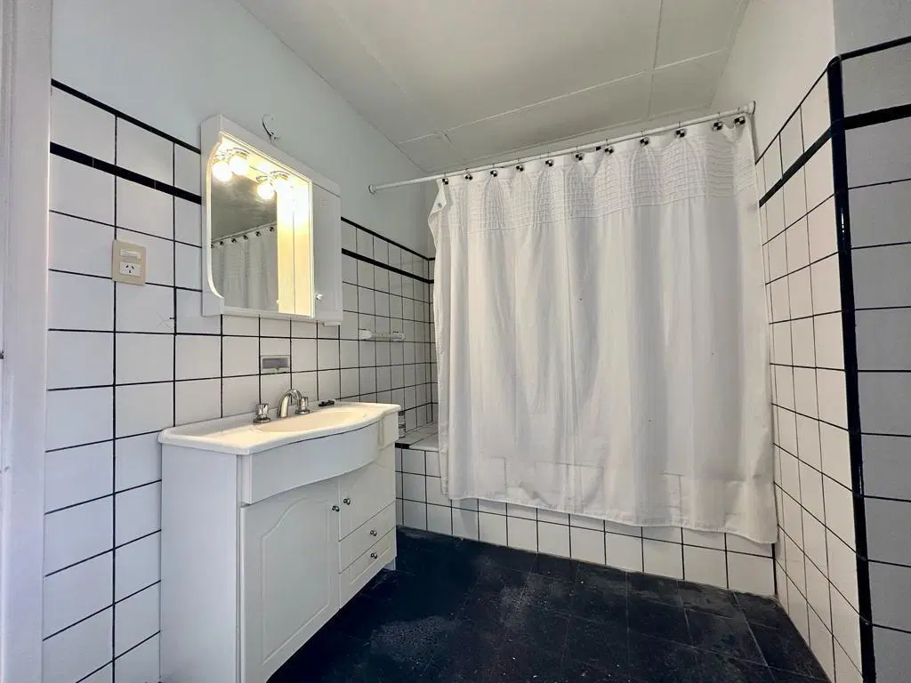 Casa céntrica en alquiler - Escobar - ID 5154 2