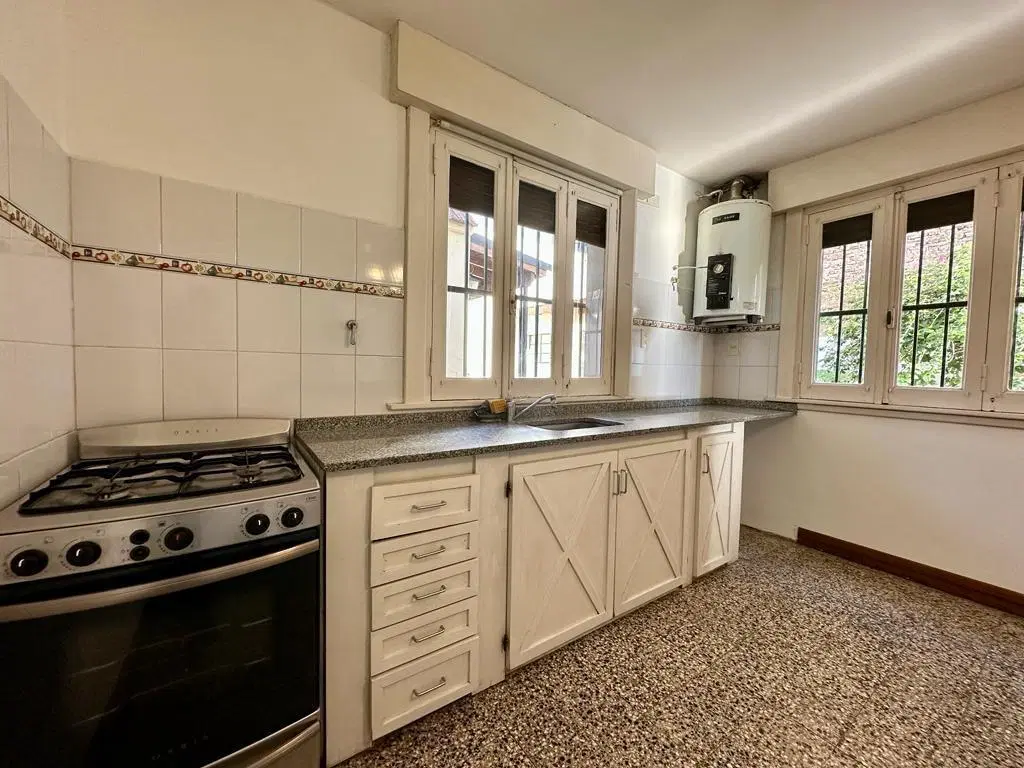 Casa céntrica en alquiler - Escobar - ID 5154 5
