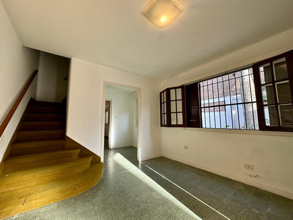 Casa céntrica en alquiler - Escobar - ID 5154