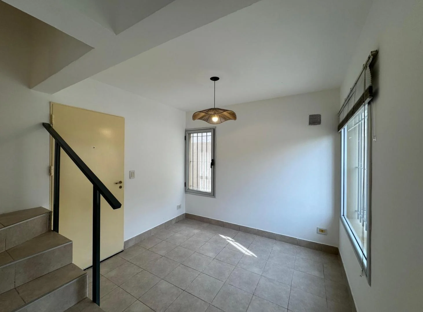 Departamento con cochera en alquiler - Escobar - ID 3991