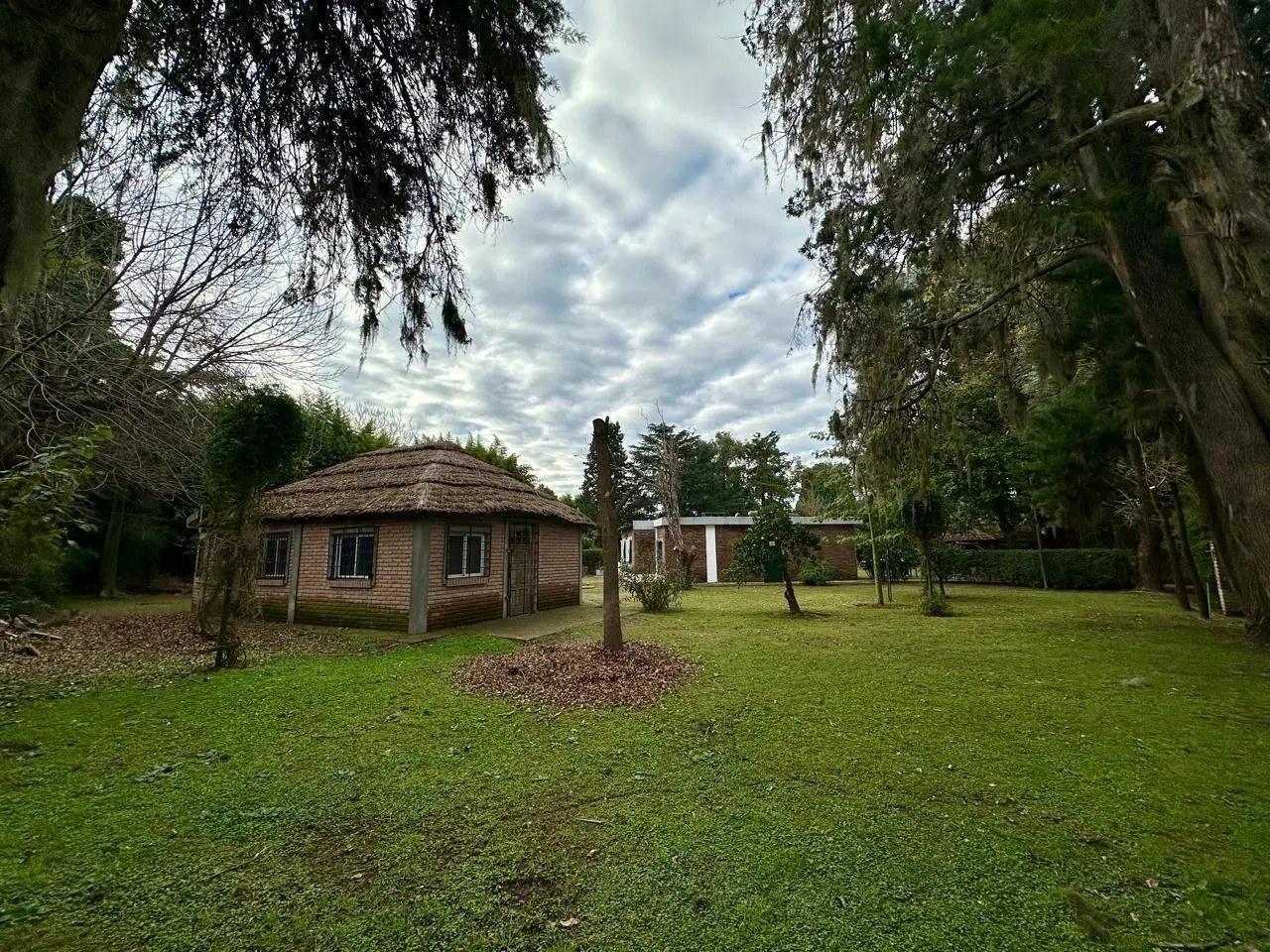Lote con quincho en venta en Escobar - ID 6083 2