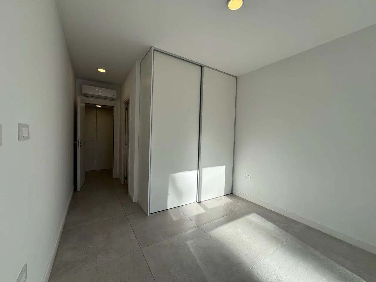 Departamento con cochera en  alquiler en Altos Las Casuarinas - ID 5385 3
