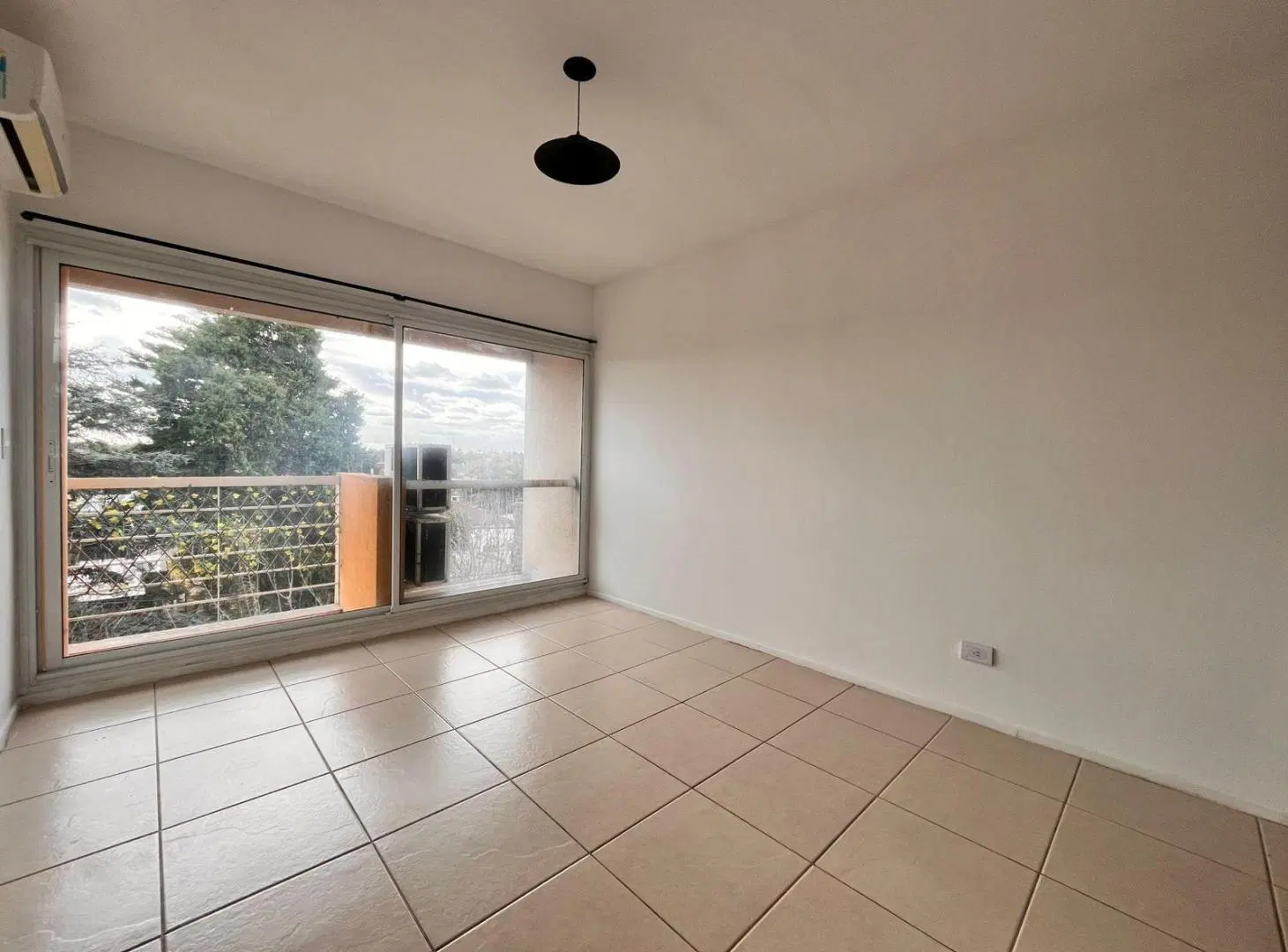 Departamento dos ambientes en alquiler - ID 3494 4