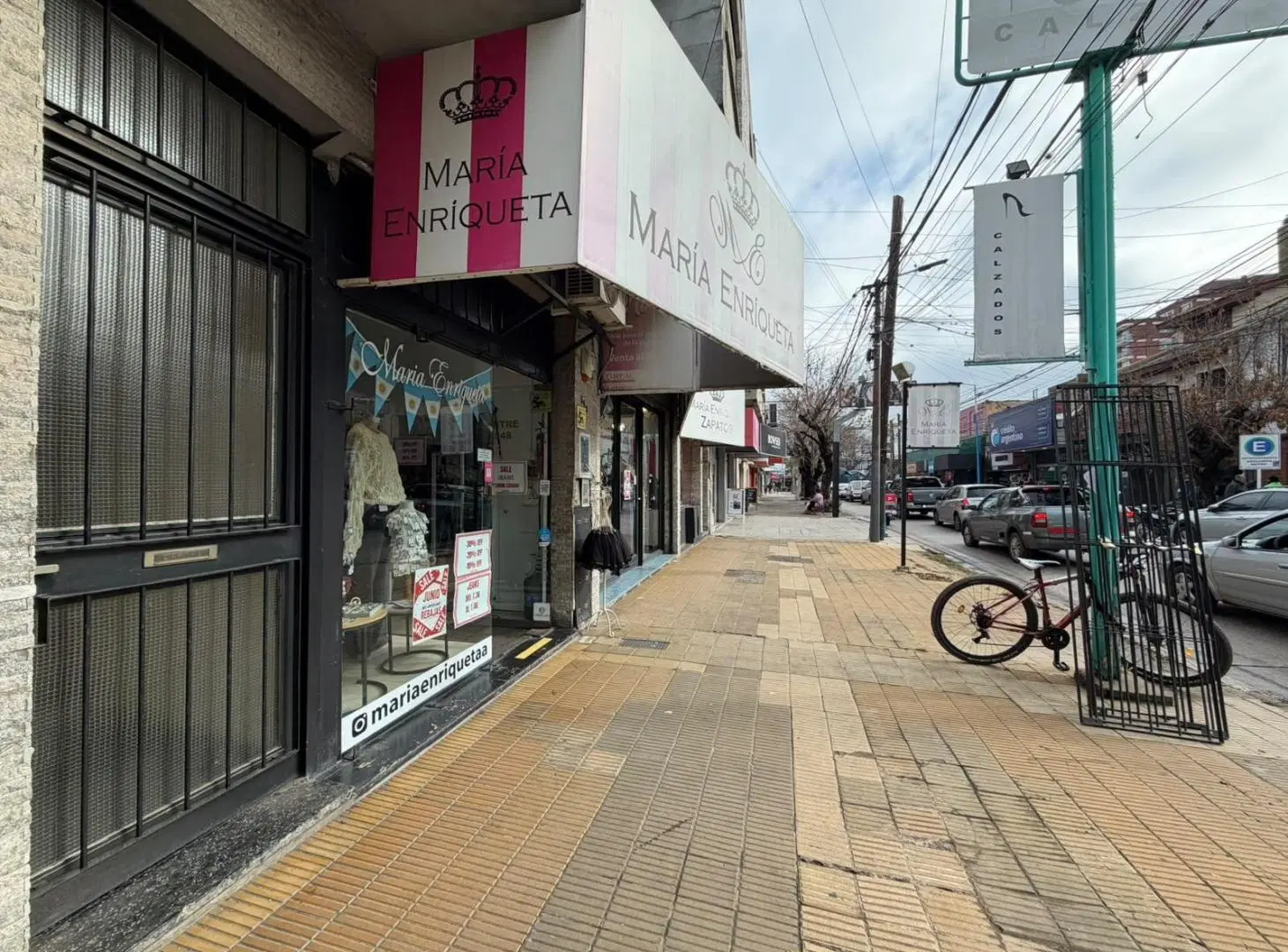 CASA + LOCAL EN VENTA EN ESCOBAR - ID 6093 5
