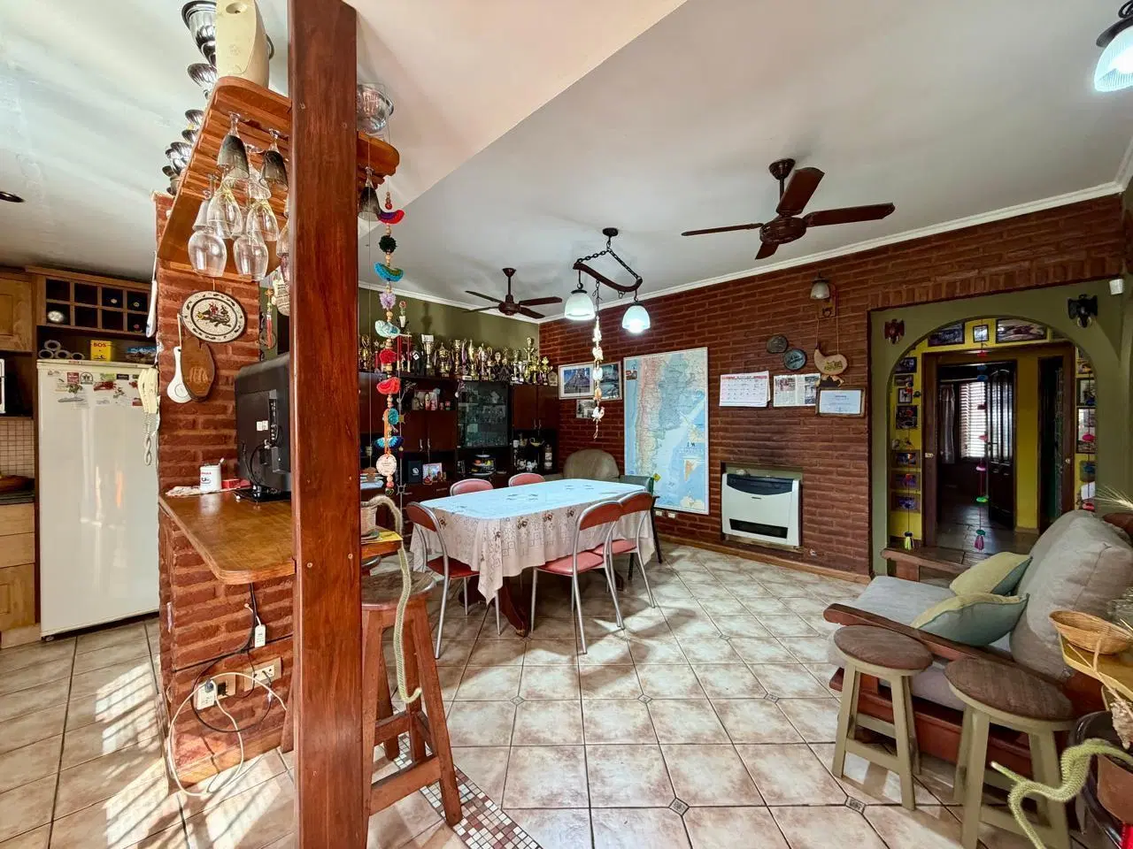 Casa cinco ambientes en venta en Escobar centro - ID 6120 5