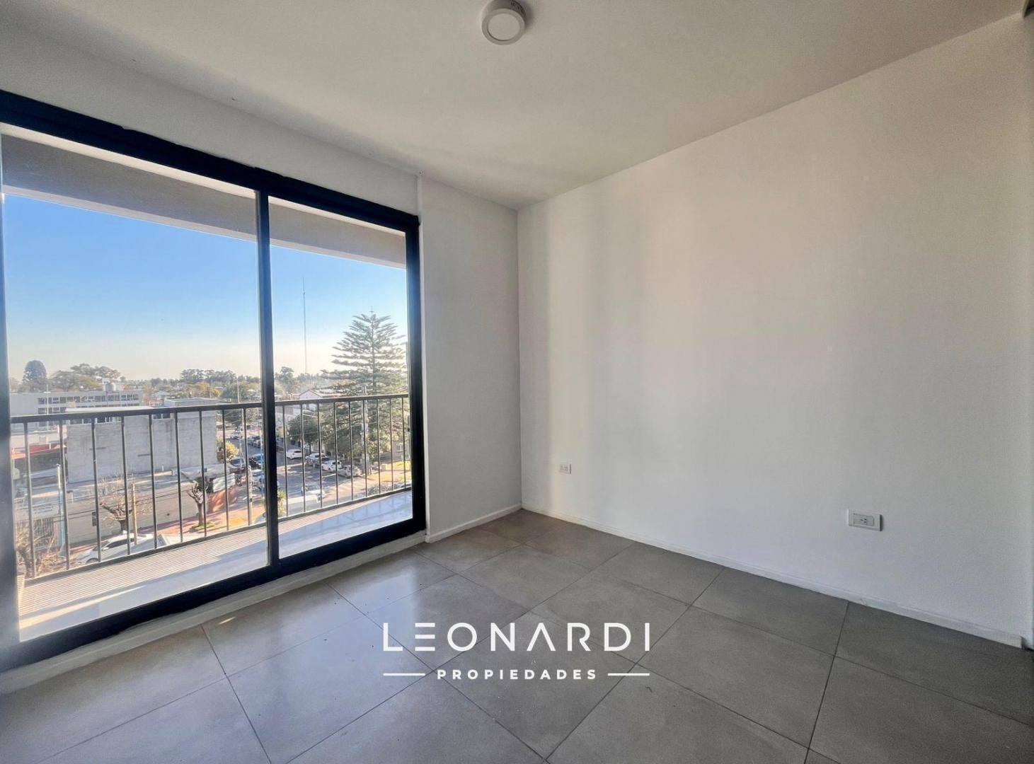 Foto de Departamento con cochera en alquiler - ID 4399, imagen 2