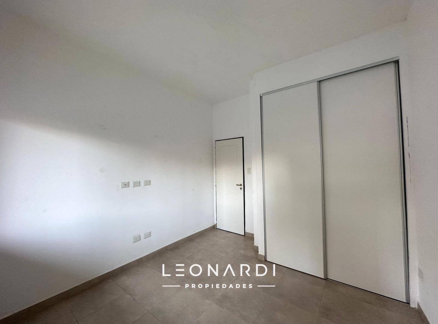 Foto de Departamento en alquiler en pleno centro de Escobar - ID 4665, imagen 2