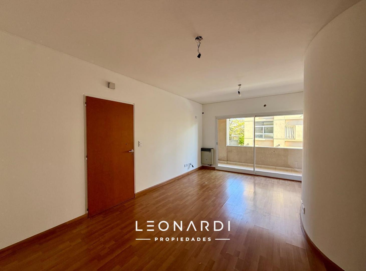 Foto de Departamento tres ambientes con cochera - ID 3428, imagen 4