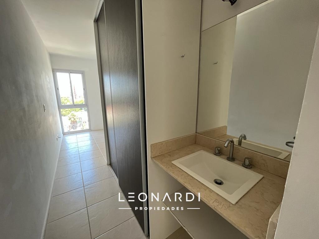 Foto de Departamento céntrico con cochera en alquiler en Escobar - ID 3627, imagen 2