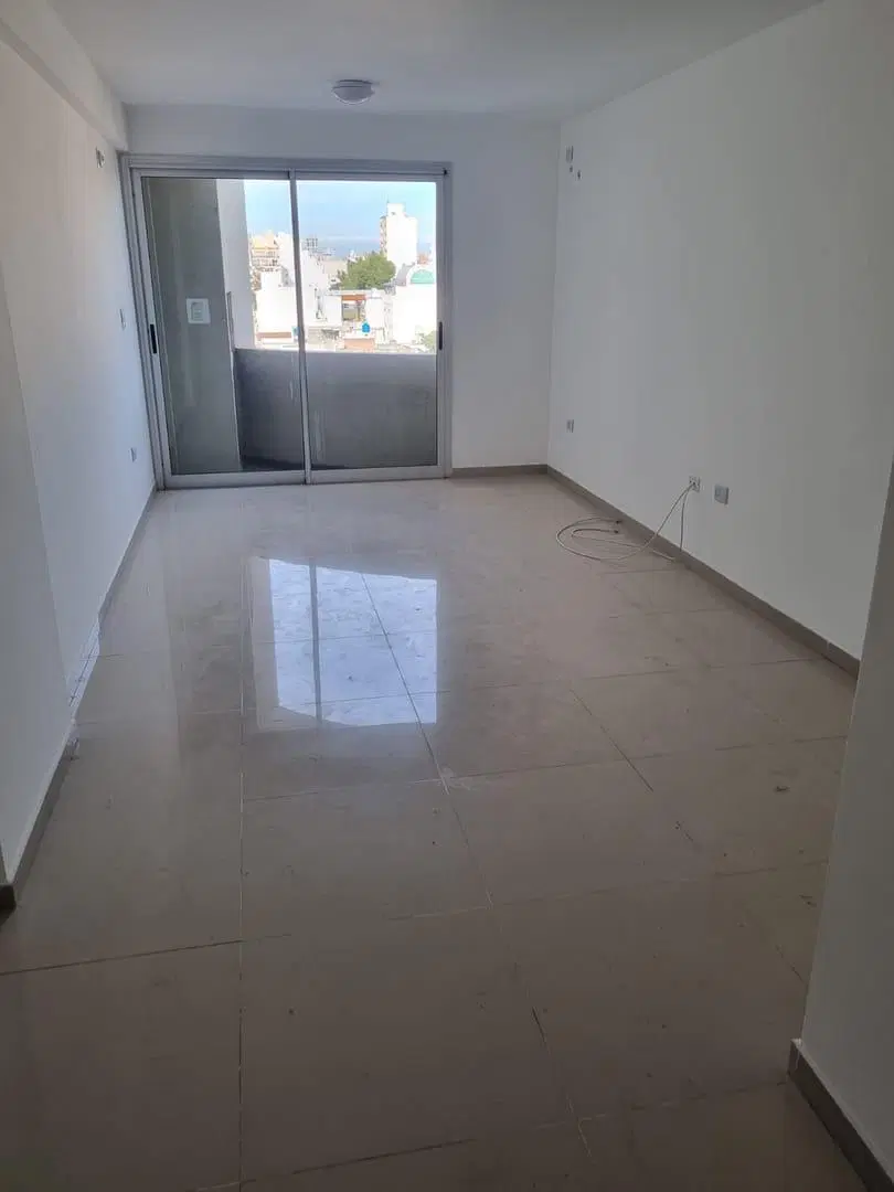 Departamento en Venta de 2 dormitorios en Suite con cochera doble 3