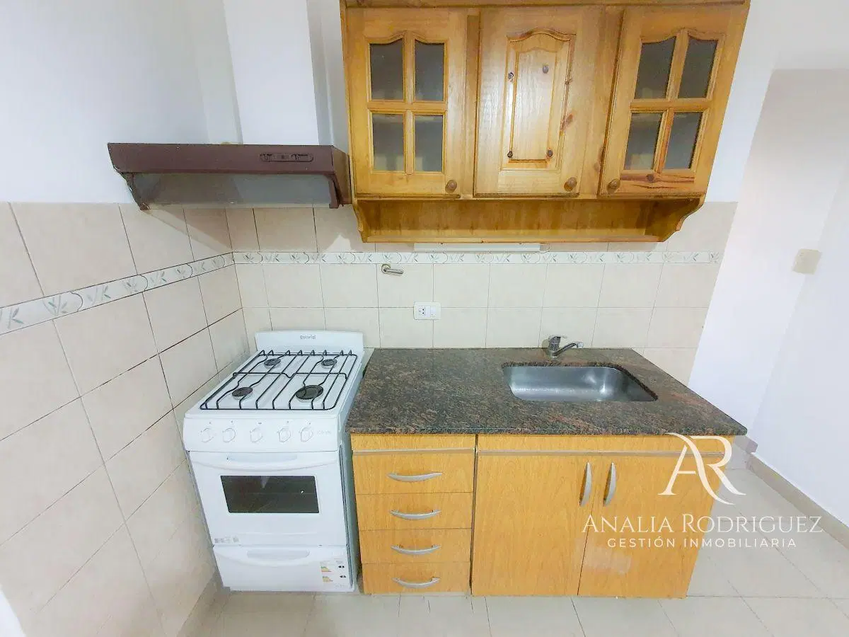 ALQUILER – DEPARTAMENTO TIPO PH - 2 AMBIENTES CON PATIO - BOULOGNE 3