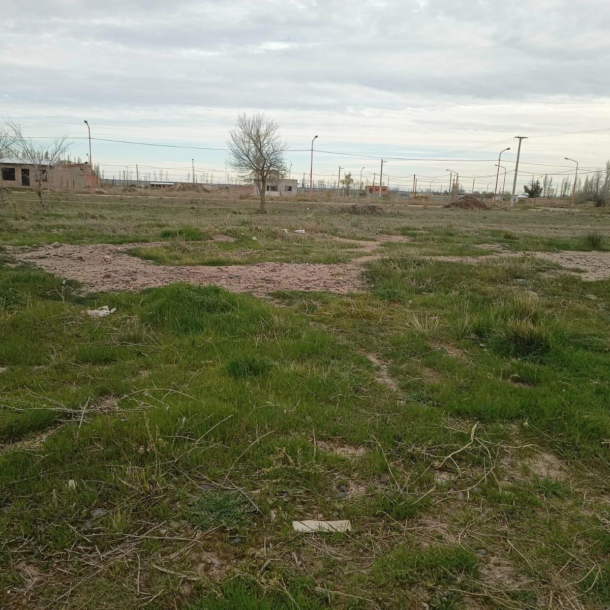 Terreno en General Fernandez Oro 2