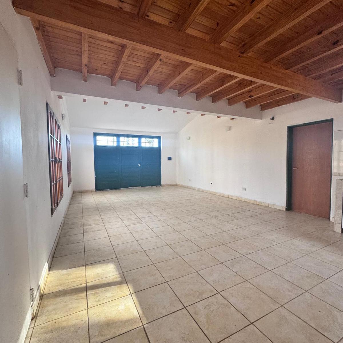 Foto de Casa en Barrio cerrado - Villa de rio Arroyito a 40´ de NEUQUEN, imagen 3