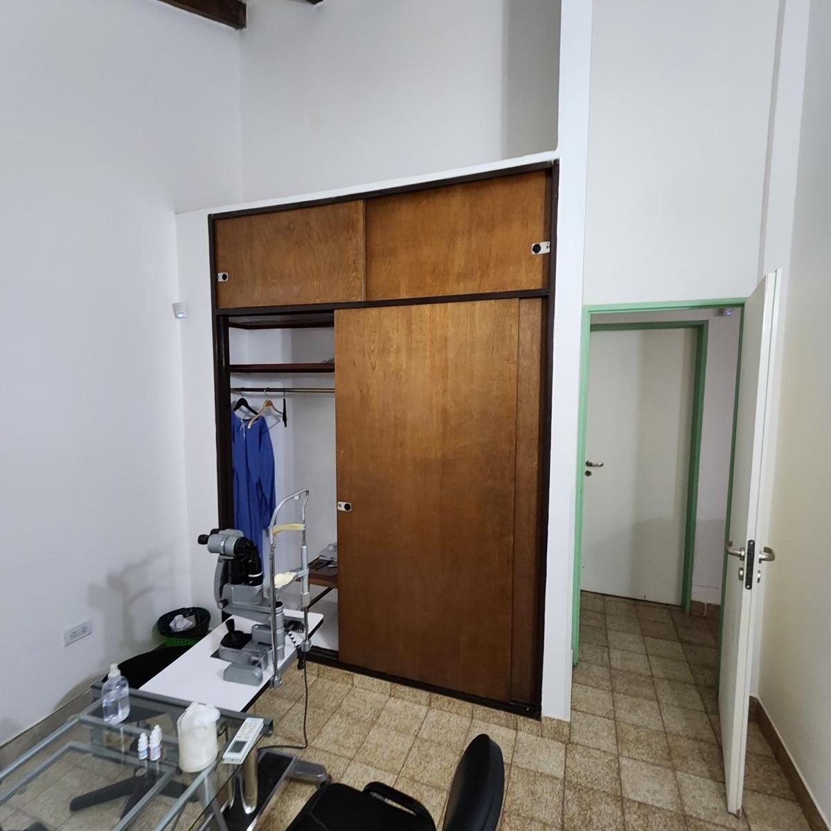 Venta de Casa con Local Comercial 5