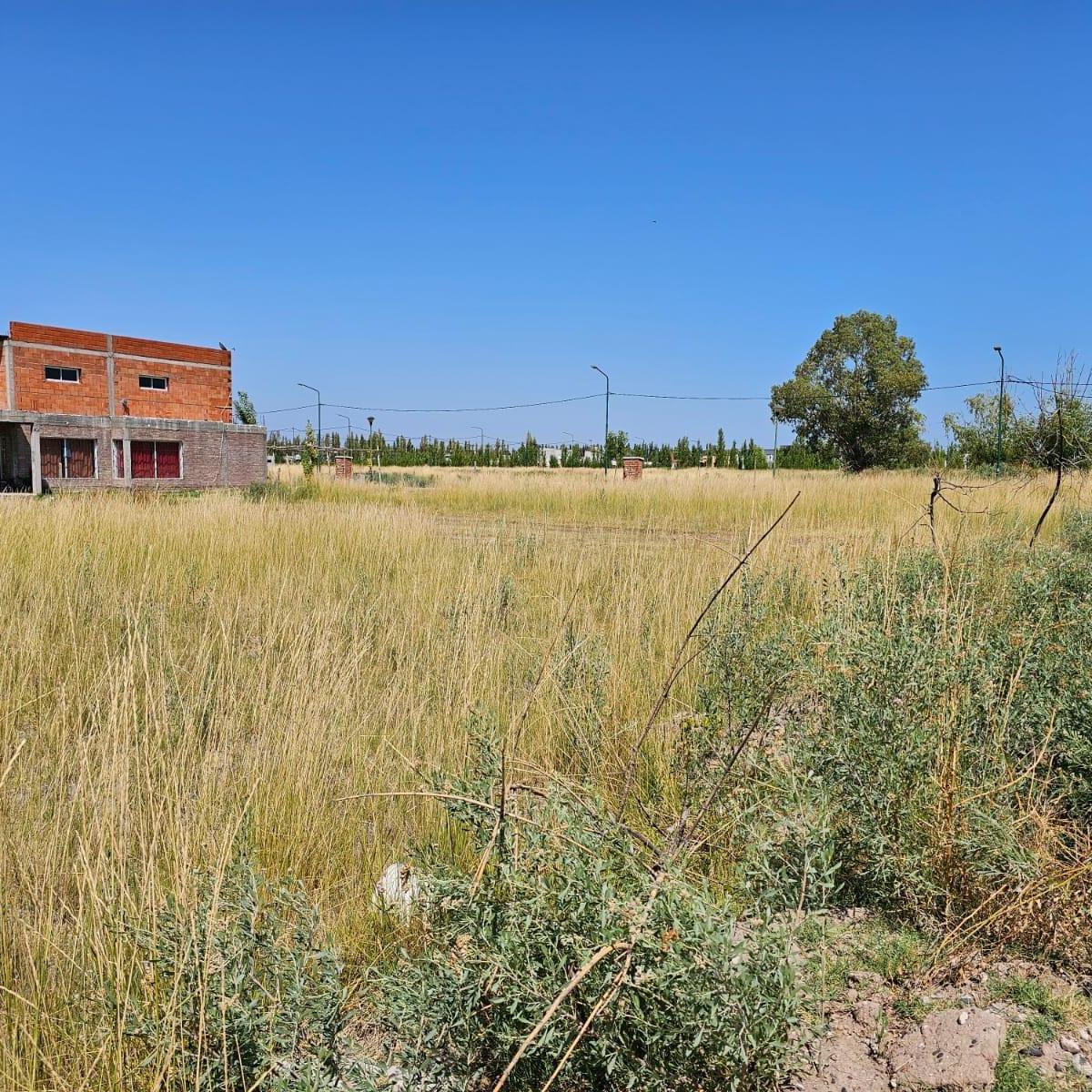 Terreno en B° Las Brisas de Otoño, Fernandez Oro. 2