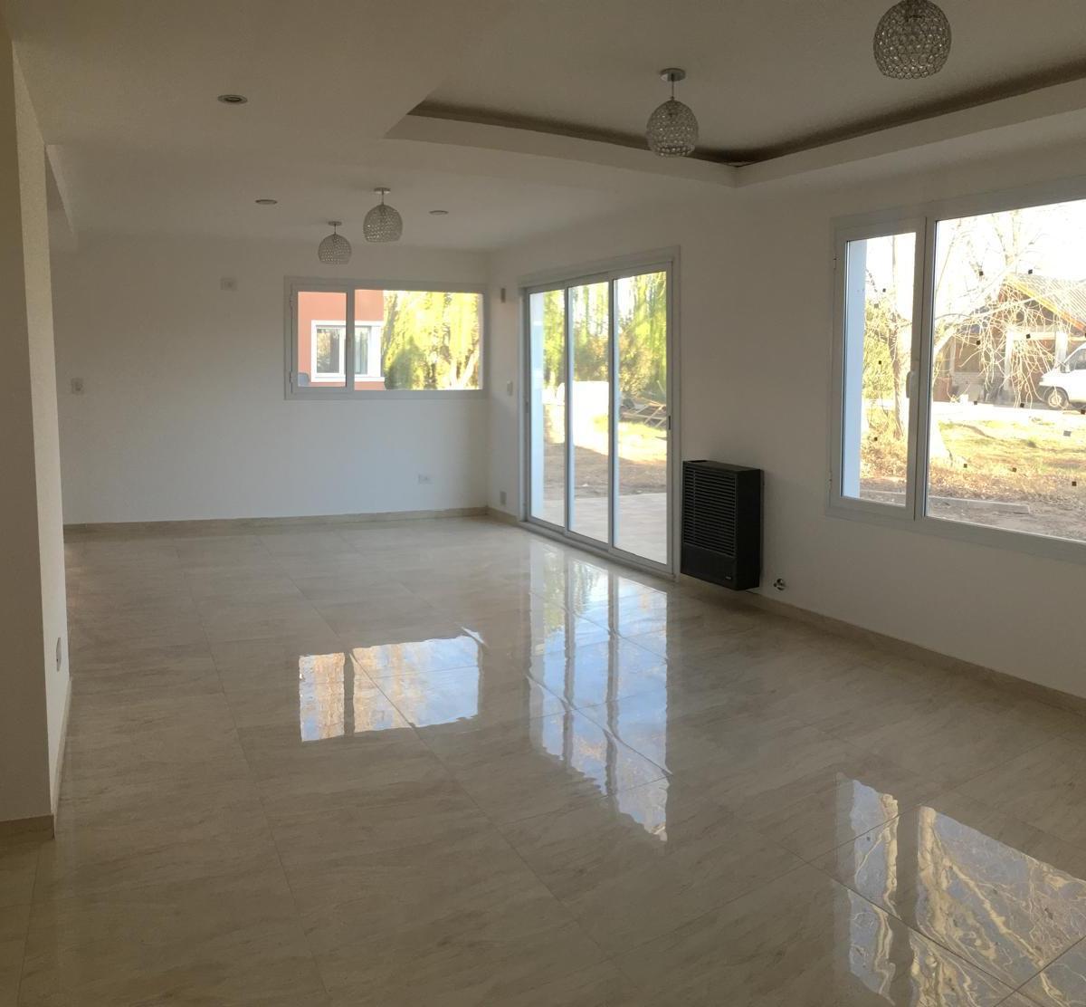 Casa en Barrio Cerrado Paraiso del Limay Plottier 4
