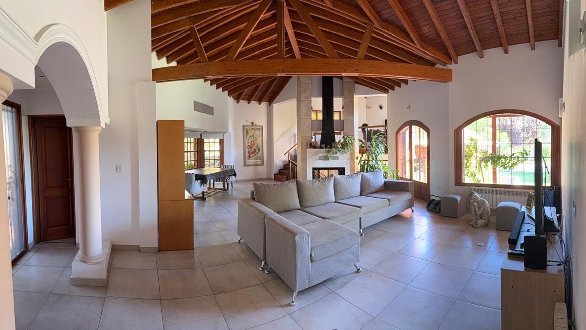 Casa en Venta B° Capellan, Cipolletti. 1