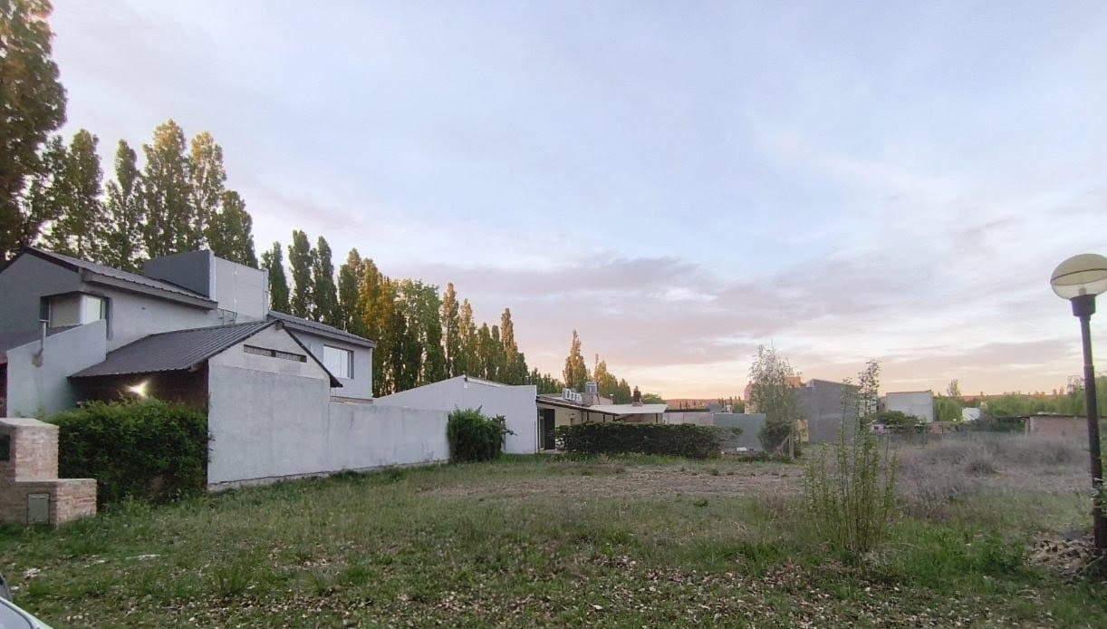 Terreno EN LOS CEREZOS I