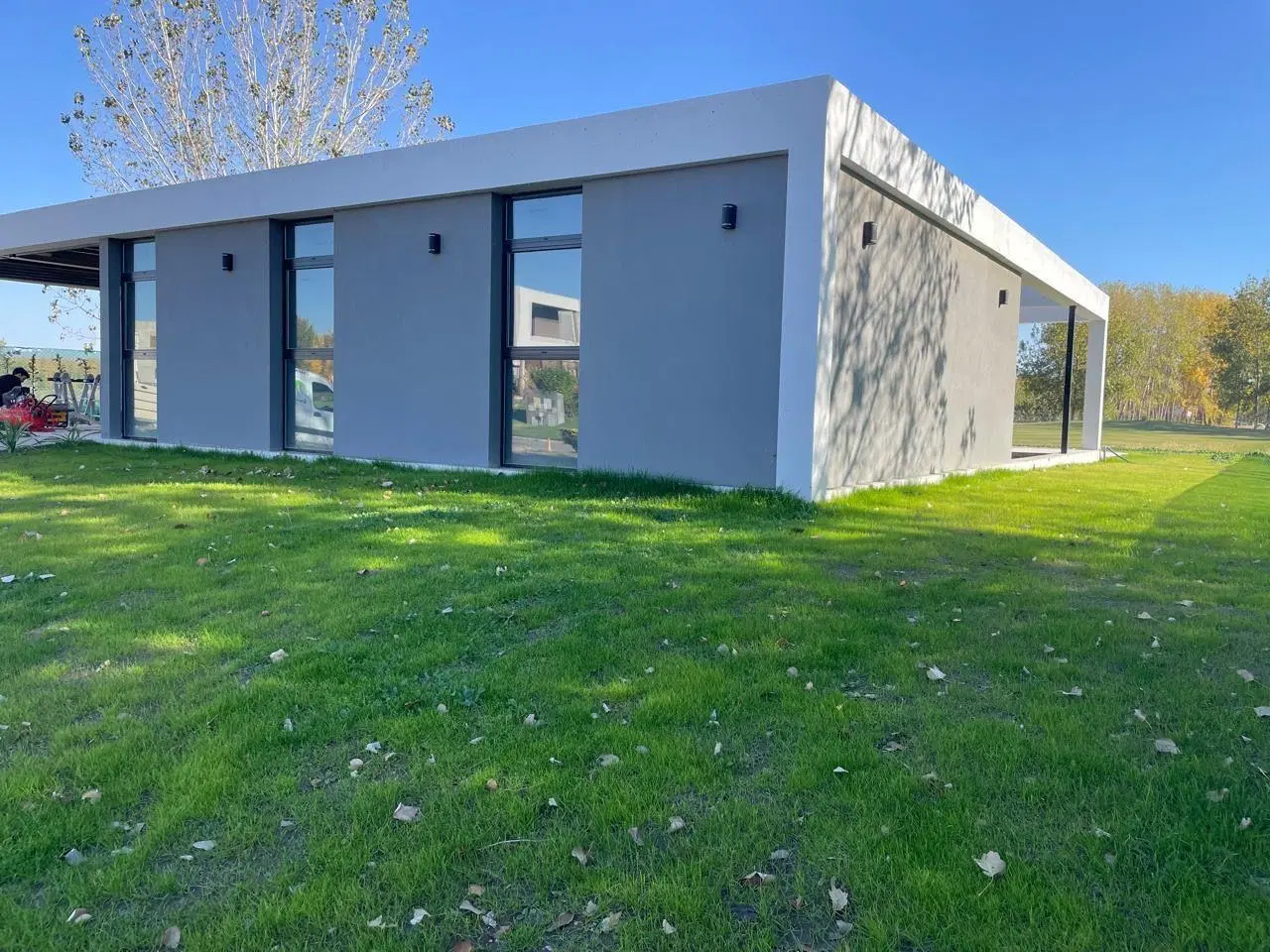 Casa en Los Canales de Plottier 2