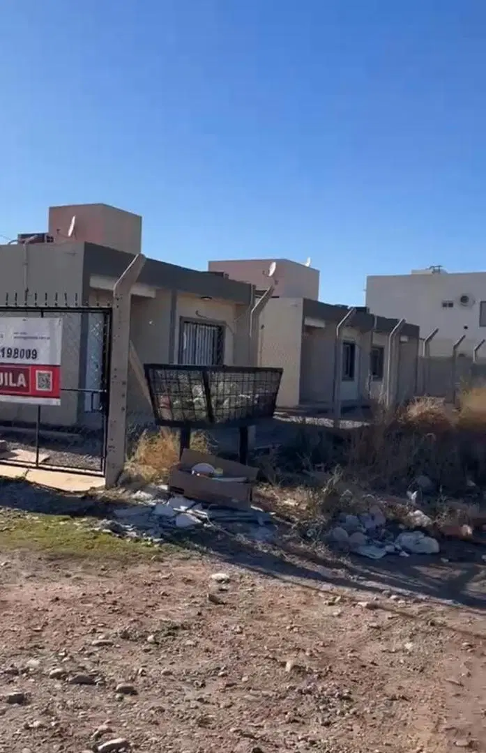 TERRENO EN VENTA EN AÑELO CON PROYECTO DE 4 UNIDADES APRODADO 2