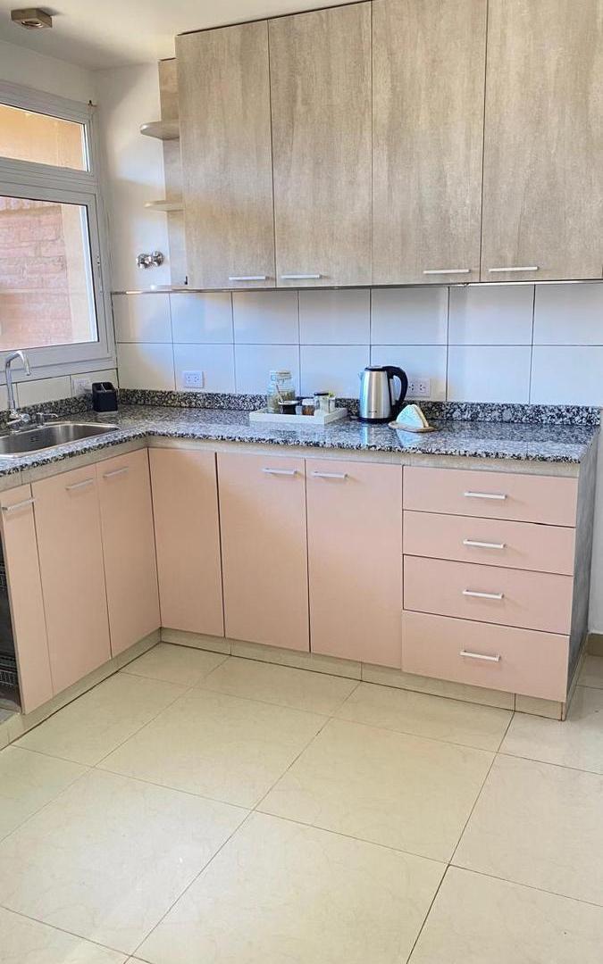 Foto de VENTA CASA 4 AMBIENTES PB . B° PERTICONE, imagen 3