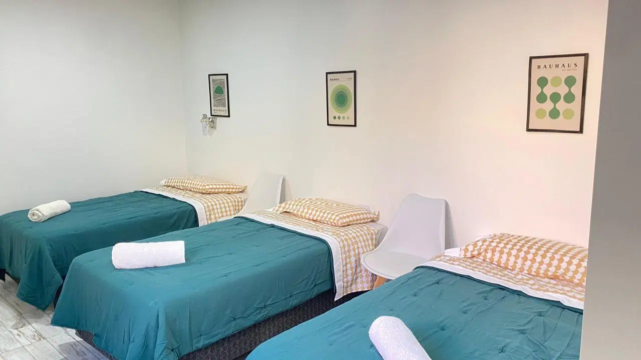 VENTA CASA 4 AMBIENTES PB . B° PERTICONE 8