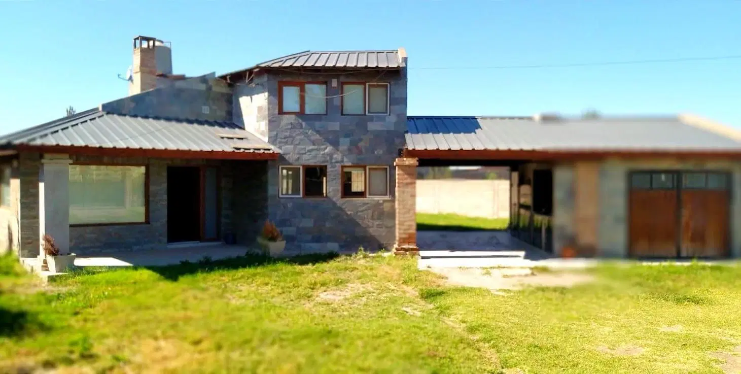 Casa en Cinco Saltos 2