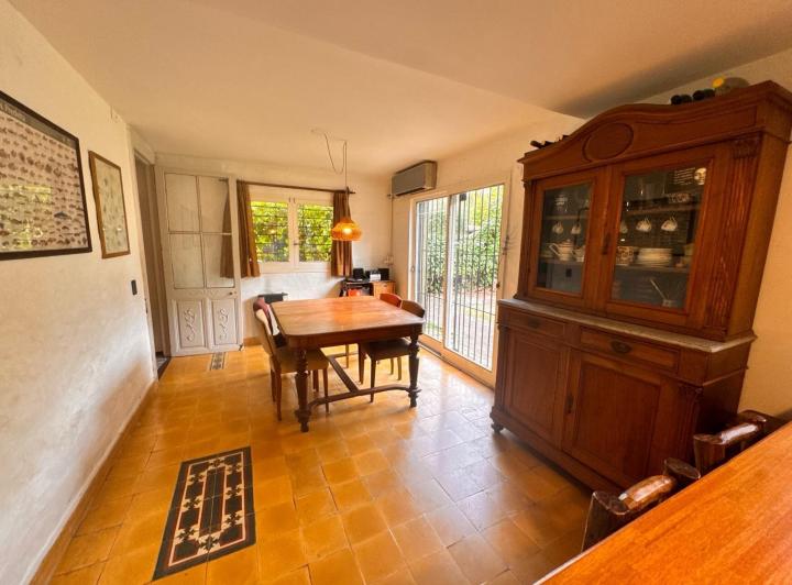 Casa de 3 dormitorios con jardín en el corazón de Fisherton-Rosario 4