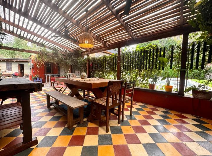 Casa de 3 dormitorios con jardín en el corazón de Fisherton-Rosario 2