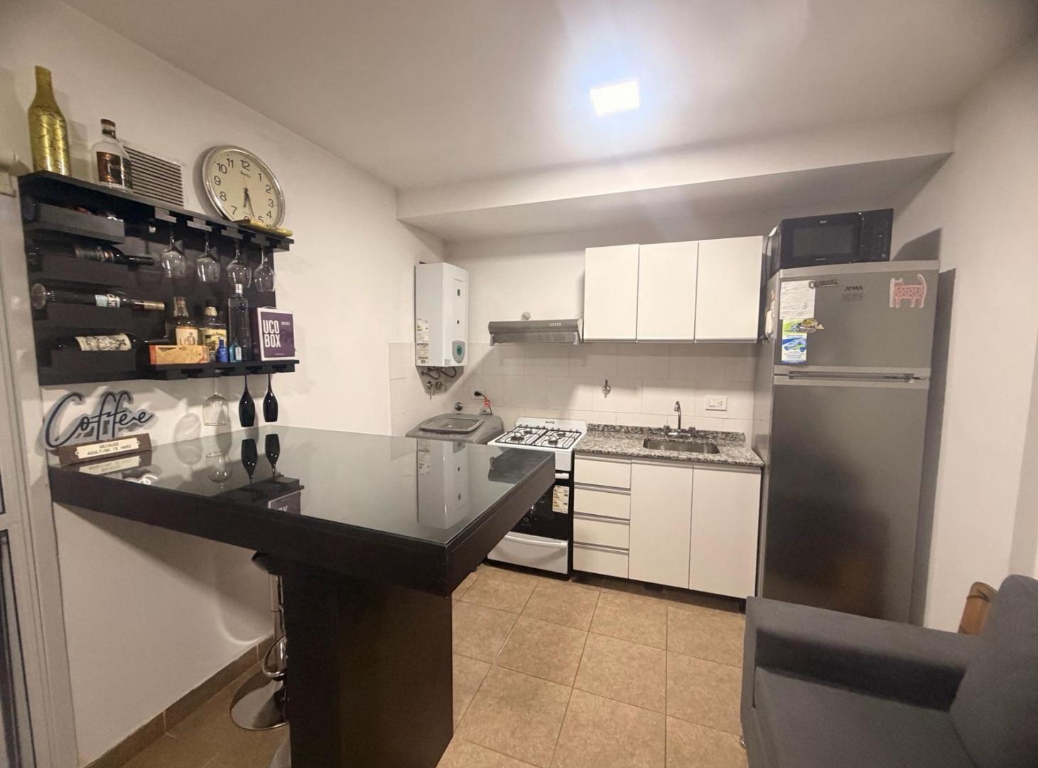 Foto de VENTA Departamento 1 dortmitorio al contrafrente- Fisherton, Rosario., imagen 4