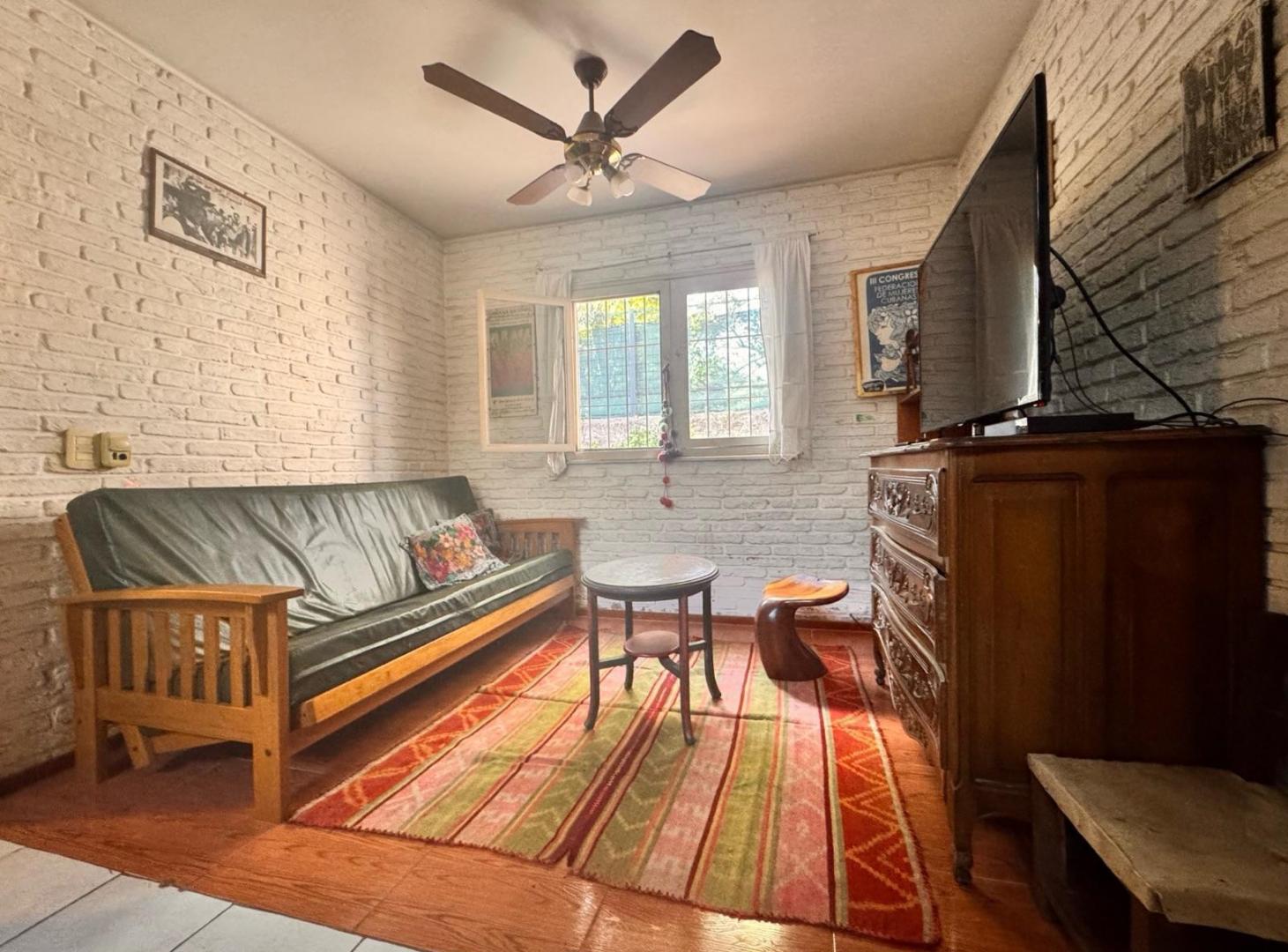 Foto de Casa de 3 dormitorios y jardín en barrio Fisherton, Rosario., imagen 5