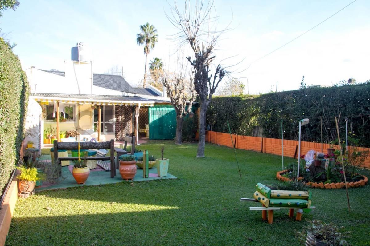 Casa en Venta City Bell 2 dormitorios