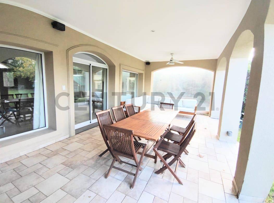 Casas en venta barrio privados, 4 dormitorios, Hudson.