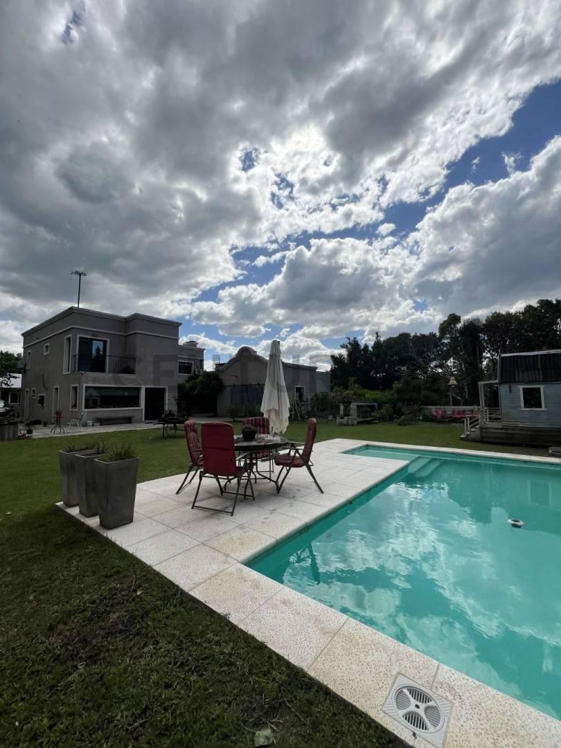 Casas en Venta Villa Elisa 5