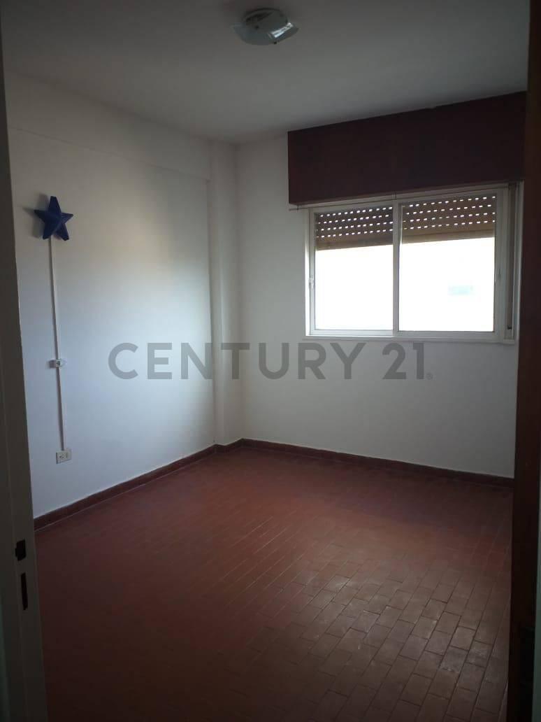 Venta Departamento de 3 Dorm. en Villa Elisa, La Plata 1