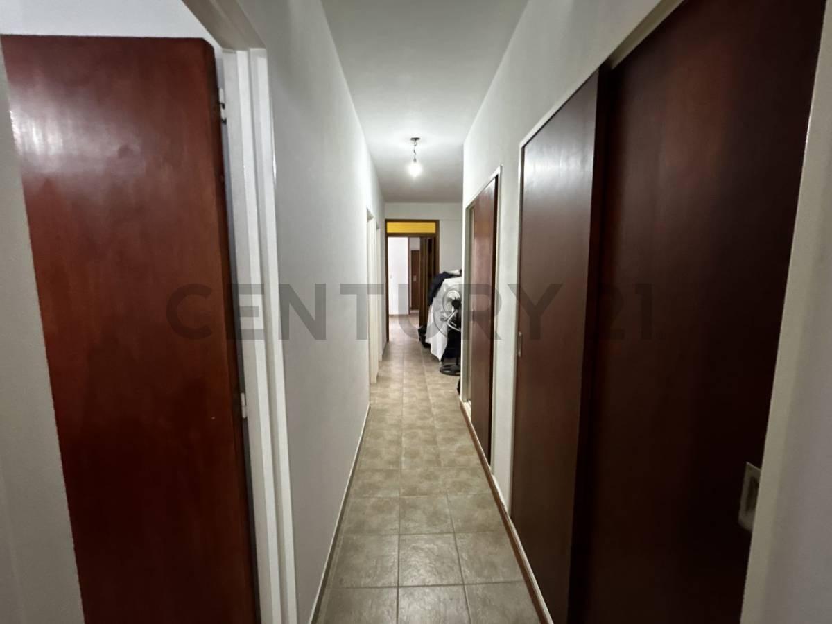Venta Departamento de 3 Dorm. en Villa Elisa, La Plata 2