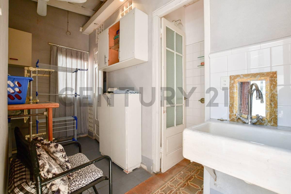Casa de Estilo en Venta en Calle 12 48 y 49, Zona Tribunales 2