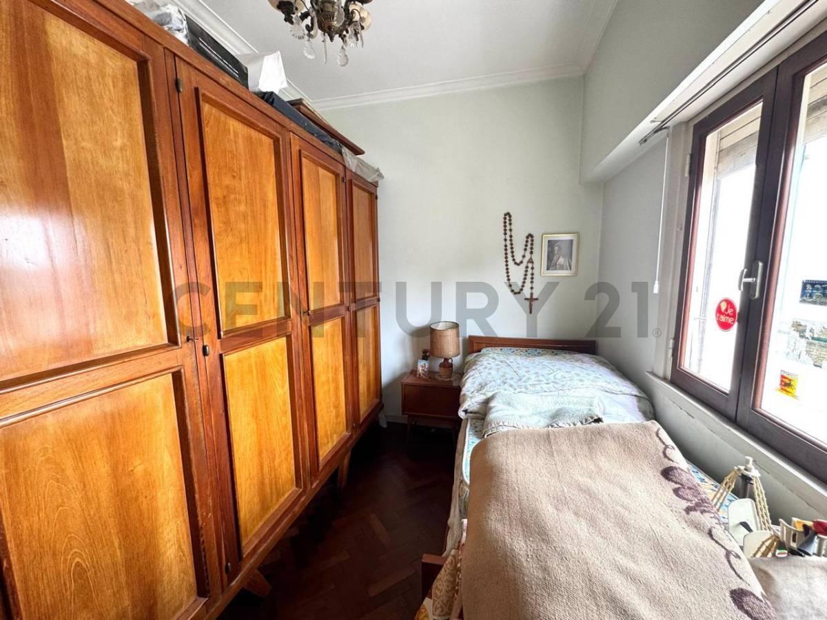 Venta de Casa de 3 Dorm. en La Plata 2