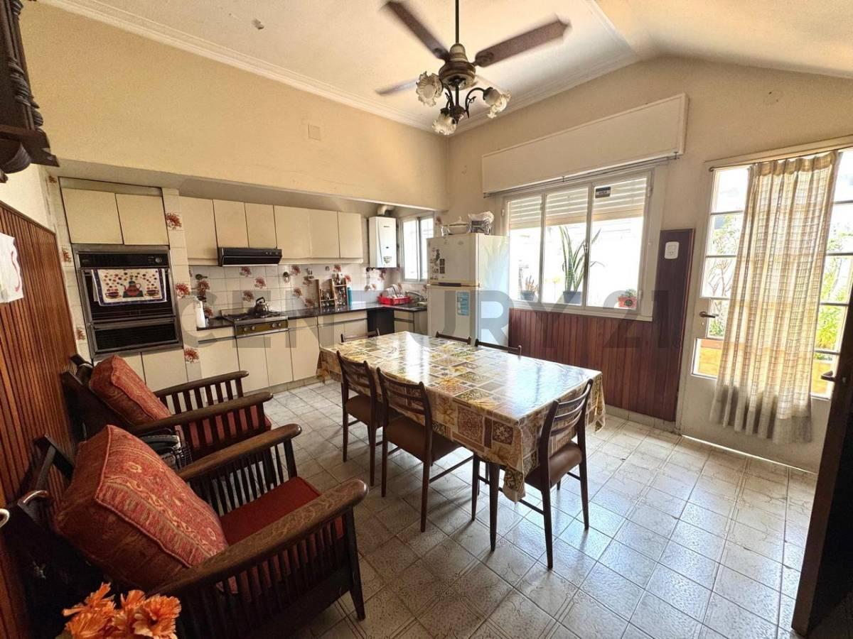 Venta de Casa de 3 Dorm. en La Plata 4