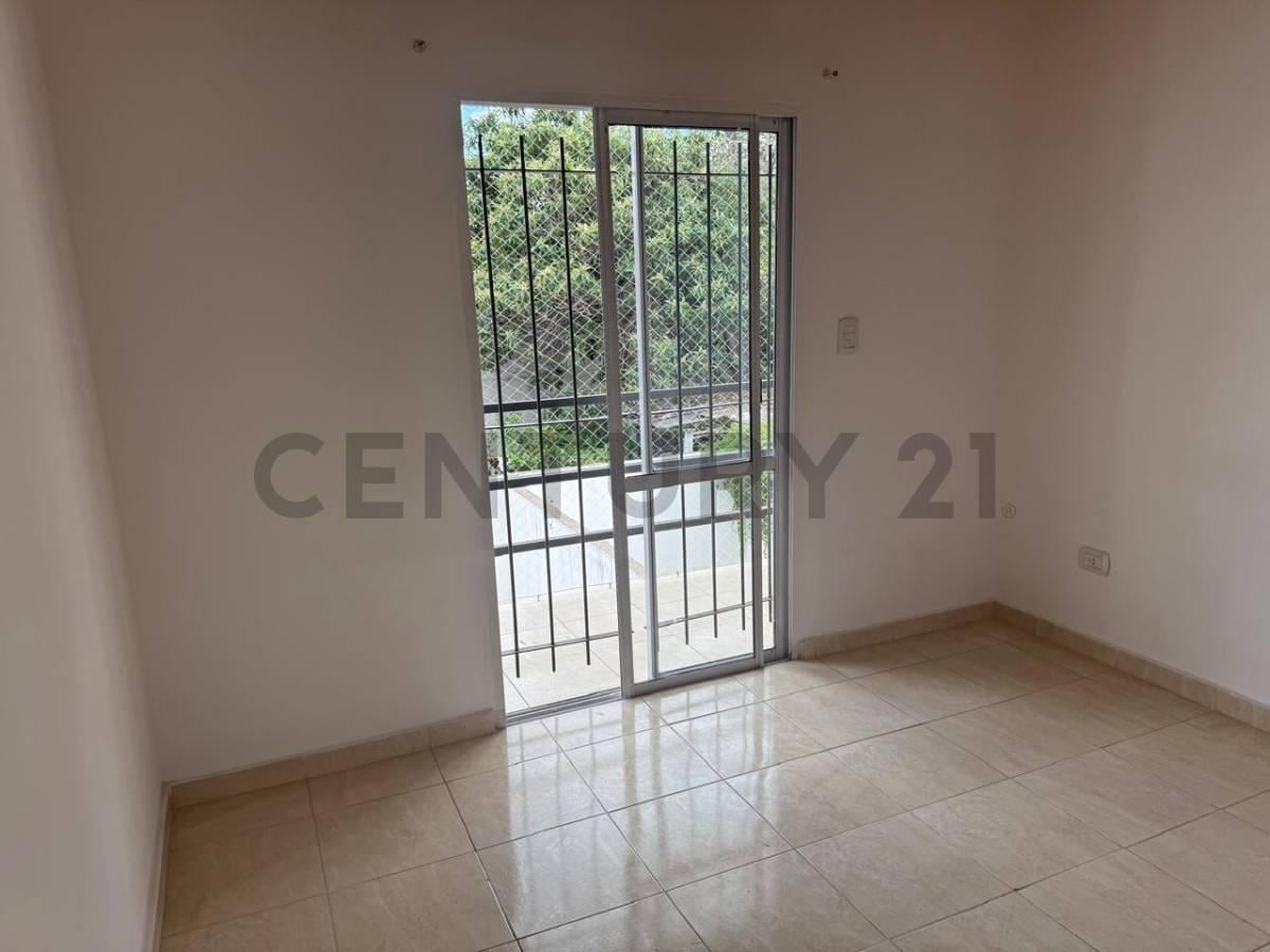 Venta de Departamento de 1 dormitorio  en La Plata - 68  e/ 124 y 125