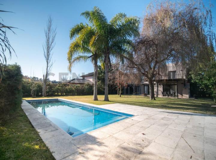CASA EN VENTA COUNTRY FINCAS DE IRAOLA