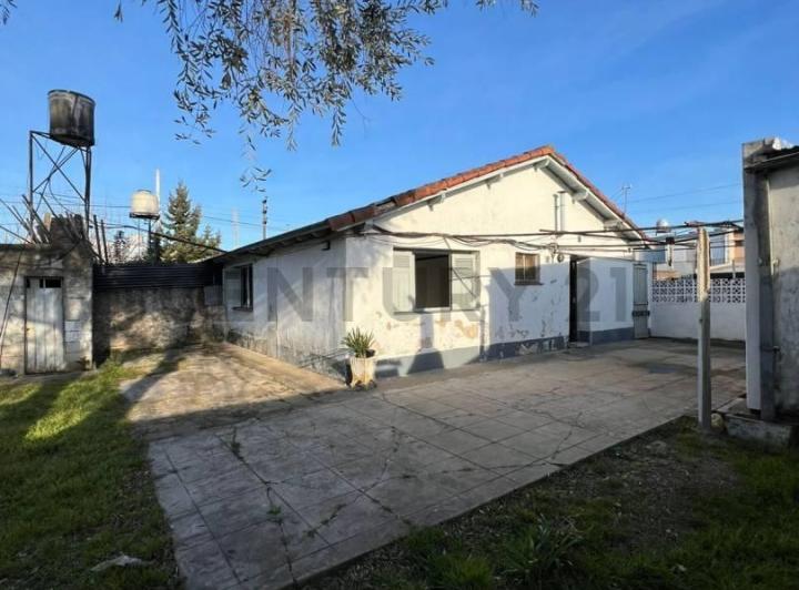 ALQUILER DE CASA EN BERISSO. 4