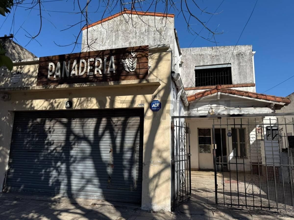 Foto de Excelente propiedad con local al frente en 25 72 y 73, imagen 2