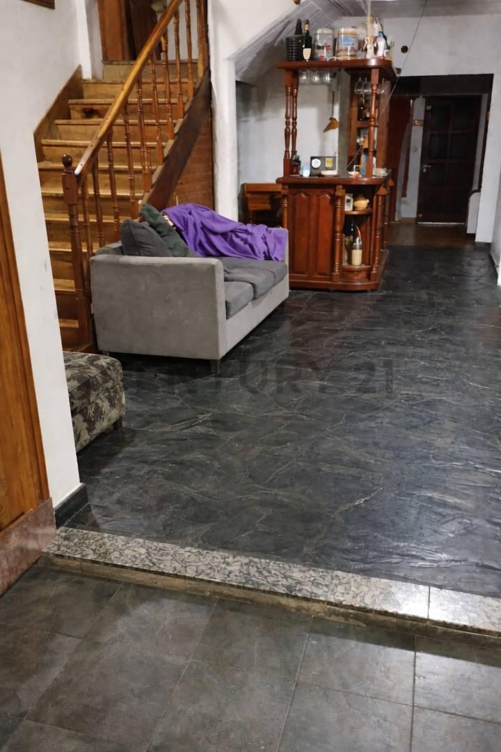 28 e/ 77 y 78 Casa en venta de 3 dormitorios